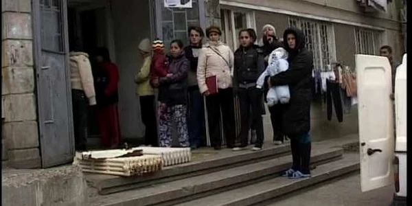 Familiile din căminul Decebal au rămas fără calorifere 
