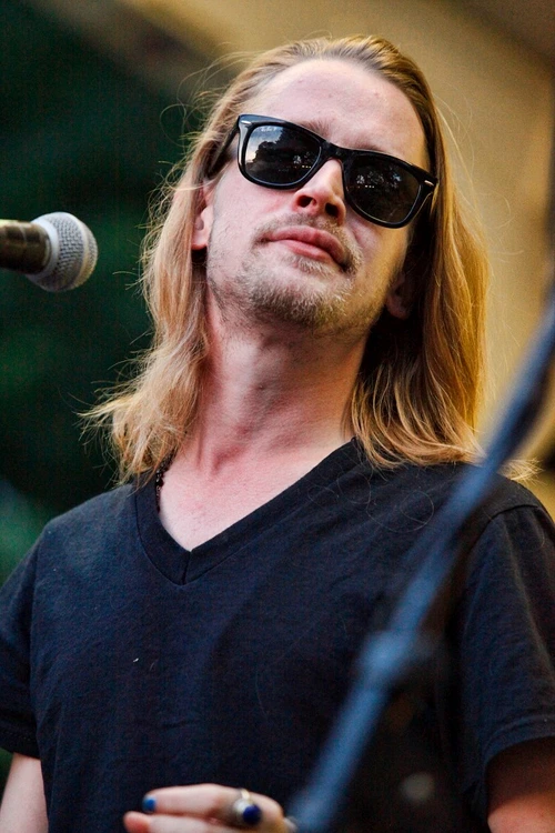 macaulay culkin hepta jpeg
