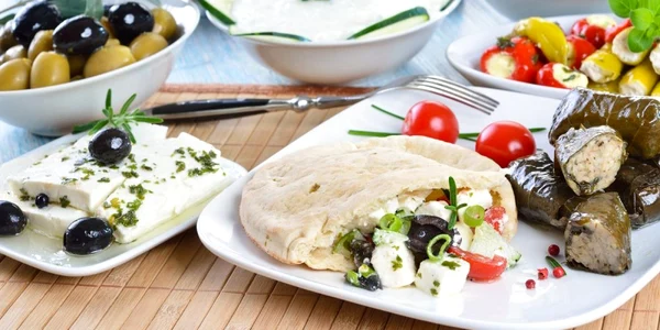 alimente masline ulei de masline feta Grecia Shutterstock