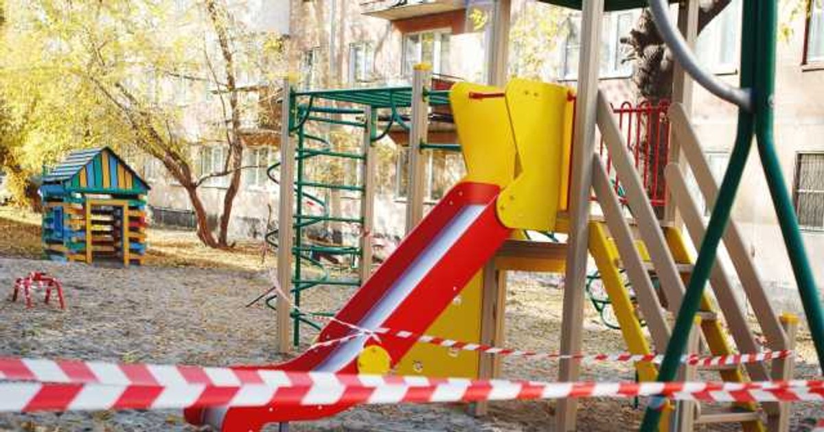 Imagine asociată subiectului: Bărbat din Craiova reținut după un incident cu o fetiță de 6 ani la un loc de joacă