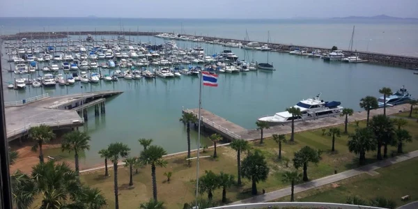 Aici se afal in vacanţă familia Lupşac când le-a fost furat seiful