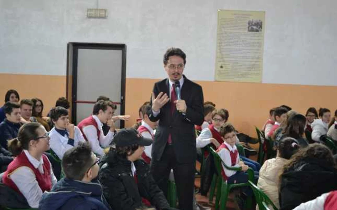 Judecatorul Cristi Danilet s-a intalnit cu elevii oradeni