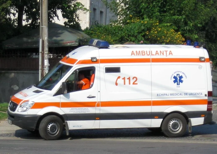 Doi răniţi în accidentul din acestă dimineaţă