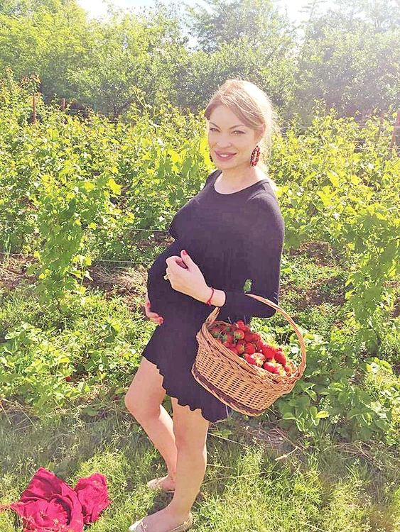 Valentina  îi va dărui  lui Borcea  un băiat