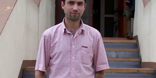 Neamţ: Portret/Rareş Pîrlog: Cel mai nou actor al „Tineretului“