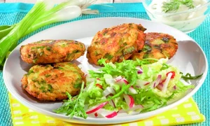 chiftelute de peste cu tzatziki 580x400 jpeg