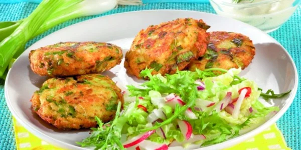 chiftelute de peste cu tzatziki 580x400 jpeg