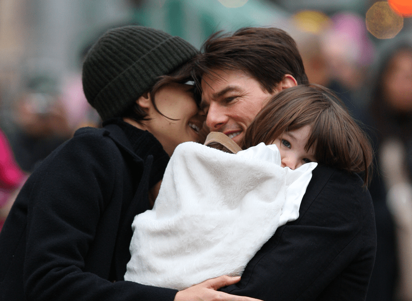 „E varianta feminină” a lui Tom Cruise: cum arată la 17 ani fiica actorului FOTO 