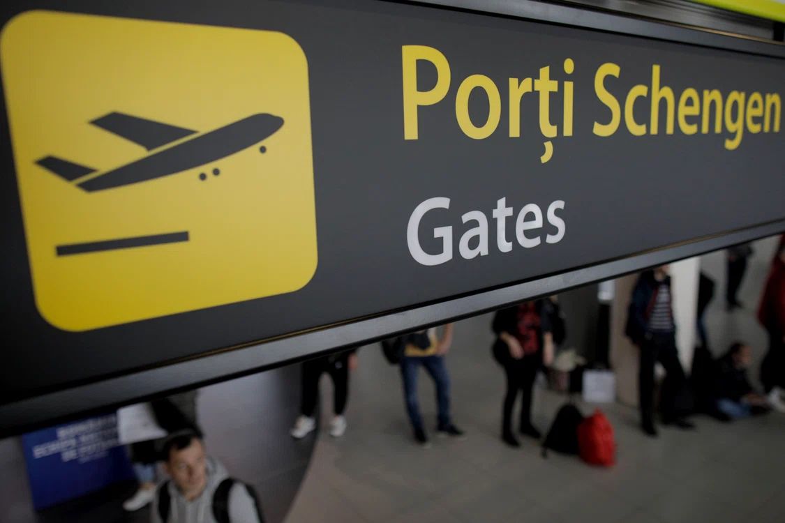 Ambasadele și consulatele României vor elibera vize Schengen FOTO Inquam Photos / Octav Ganea
