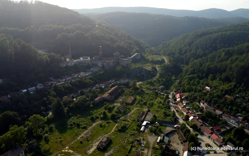 Anina imagini aeriene  Foto Daniel Guță ADEVĂRUL (79) JPG