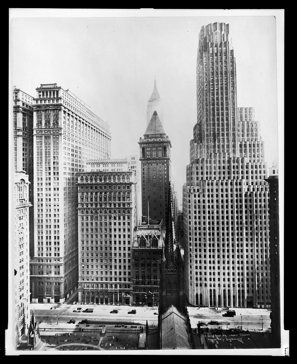 Clădirea Irving Trust (One Wall Street), ridicată între 1929 și 1931