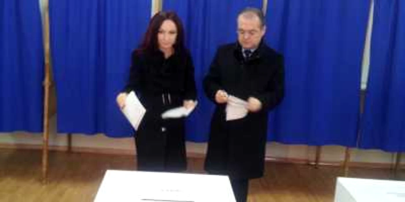 Emil Boc a votat în Zorilor, în jurul orei 10.00