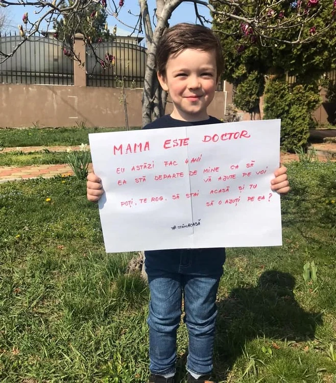 Fiul Ioanei Toader, medic la Spitalul Clinic Colțea, în ziua în care a împlinit 4 ani (pe 31 martie)