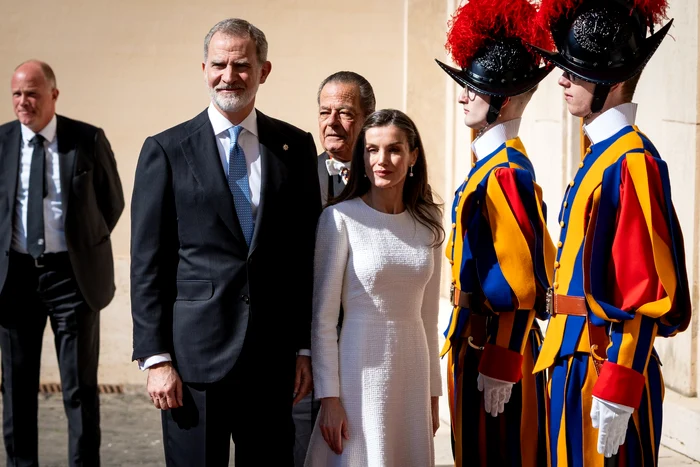 Regii Spaniei la prima lor vizită la Papa Leon. FOTO: Profimedia