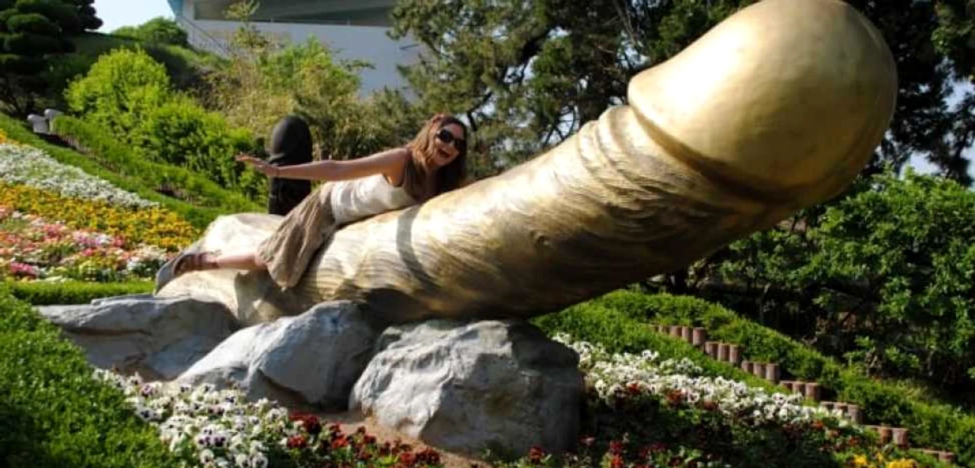 Parcul Penisului din Coreea de Sud  FOTO www.buzzfeed.com