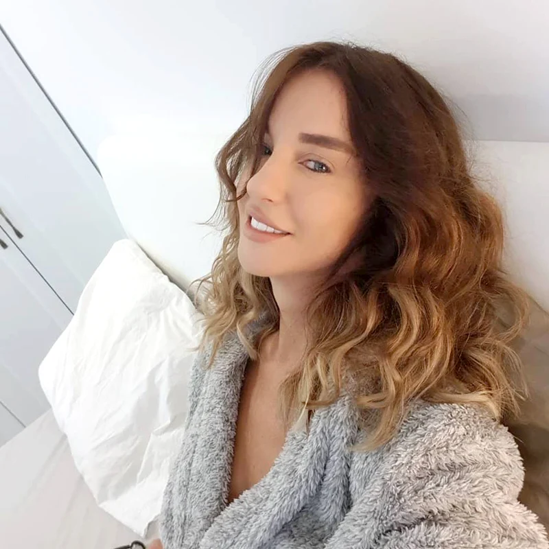 2 tania budi 51 ani jpg jpeg