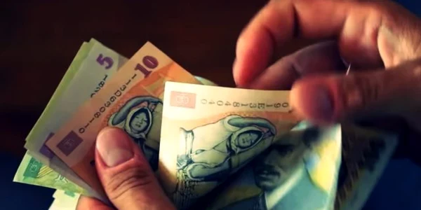 bani numara salarii pensii bani putini