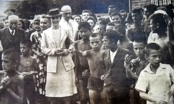 Maria Antonescu, soția Mareșalului Ion Antonescu, în presa din epocă (© cristoiublog.ro)