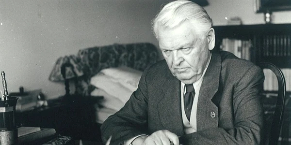Mihail Sadoveanu jpeg