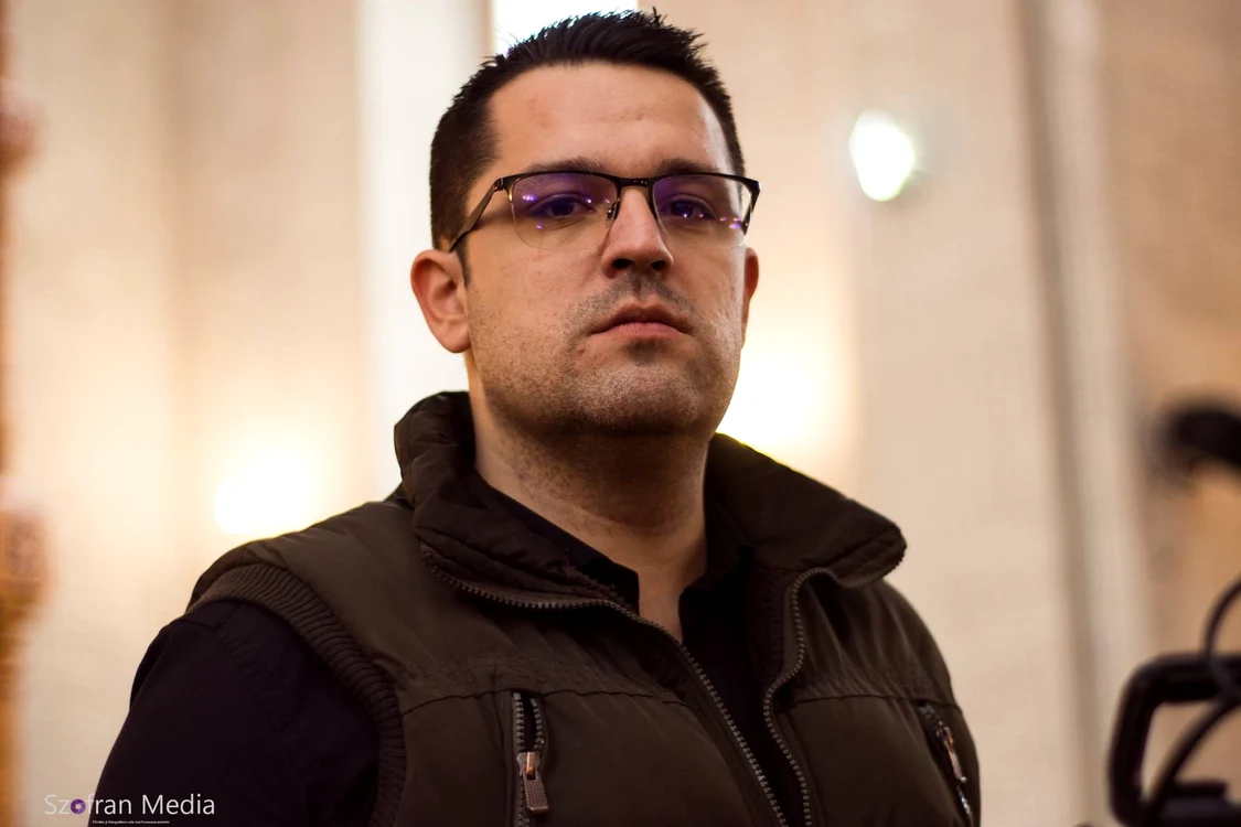 
    Mesajul transmis de Gabi pe Facebook pentru toți cei carenu cred în Covid-19Sursa foto: Facebook/Gabi Szofran   