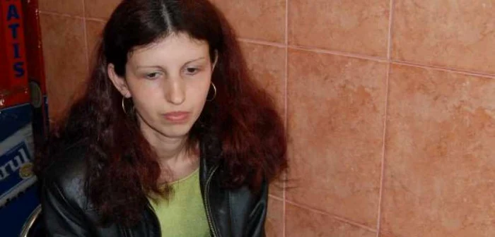 Femeia susţine că este bolnavă de ulcer
