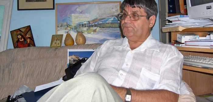 Dr. Mihai Tatu