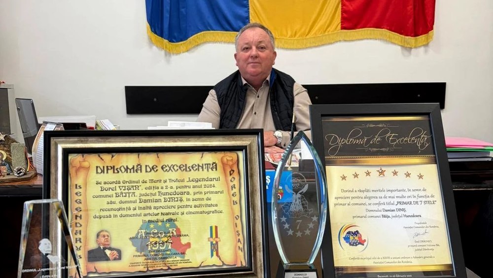 Primarul din Băița a murit într-un accident cumplit. Tractorul pe care îl conducea s-a răsturnat și l-a prins sub utilaj