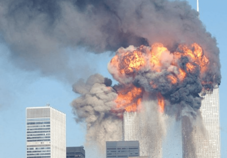 Cum comemorează SUA 21 de ani de la atacurile teroriste asupra turnurilor World Trade Center și Pentagonului. Mii de oameni au murit