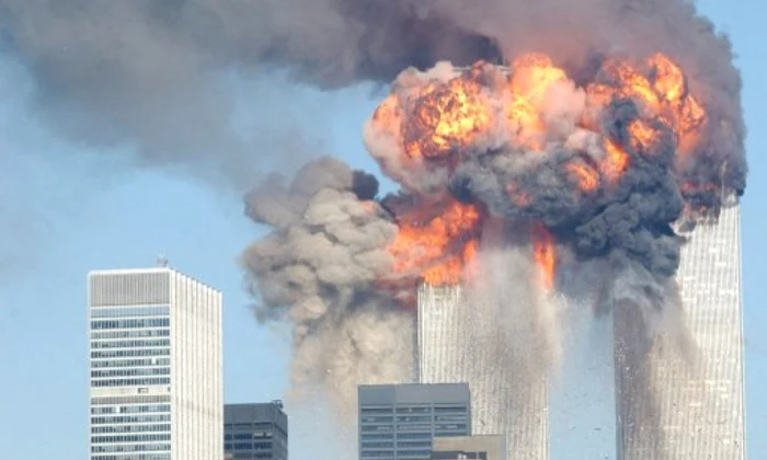11 septembrie 2001 new york 9/11 world trade center atac terorist foto SPENCER PLATT / GETTY IMAGES NORTH AMERICA / Getty Images via AFP
