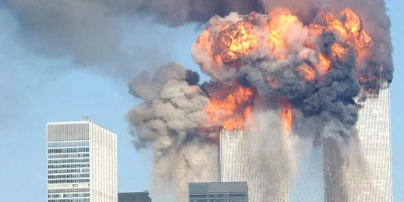 11 septembrie 2001 new york 9/11 world trade center atac terorist foto SPENCER PLATT / GETTY IMAGES NORTH AMERICA / Getty Images via AFP
