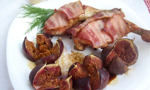 pulpe de pui cu bacon , smochine jpeg