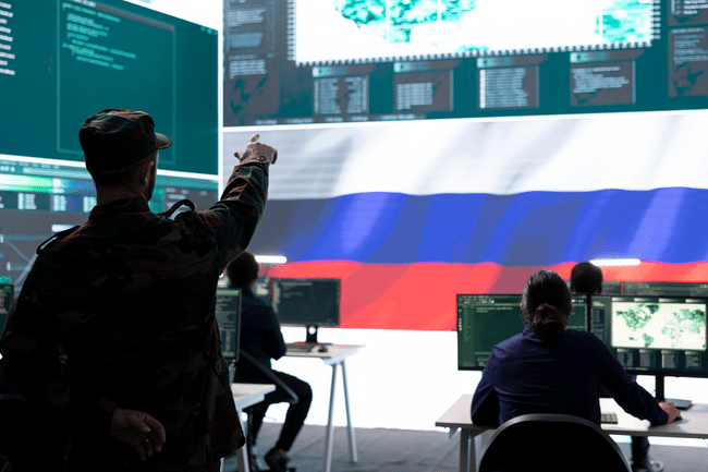 Silicon Valley preia puterea, Rusia exploatează haosul. Nouă tactică a Kremlinului, dezvăluită de românul care predă diplomație la Oxford
