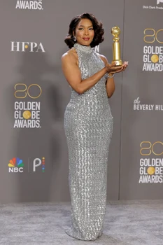 Angela Bassett
