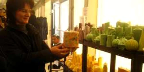 Cristina Andonie a decoperit formula chimică a lumânărilor fără fum