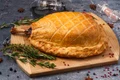Pulpa de miel in foitaj  Sursa foto shutterstock 1661084821 jpg