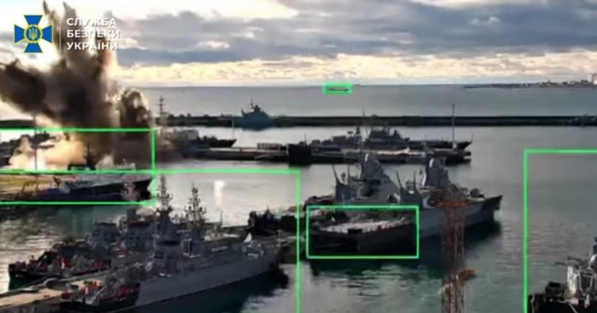 Atac cu drone asupra submarinului rus