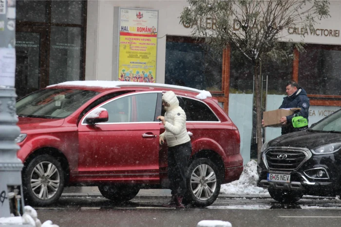 Cu maşina veche, pe care a condus-o până de curând