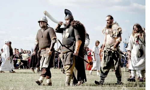 DacFest 2015: dacii și romanii, din nou față în față, la Măgura Uroiului jpeg