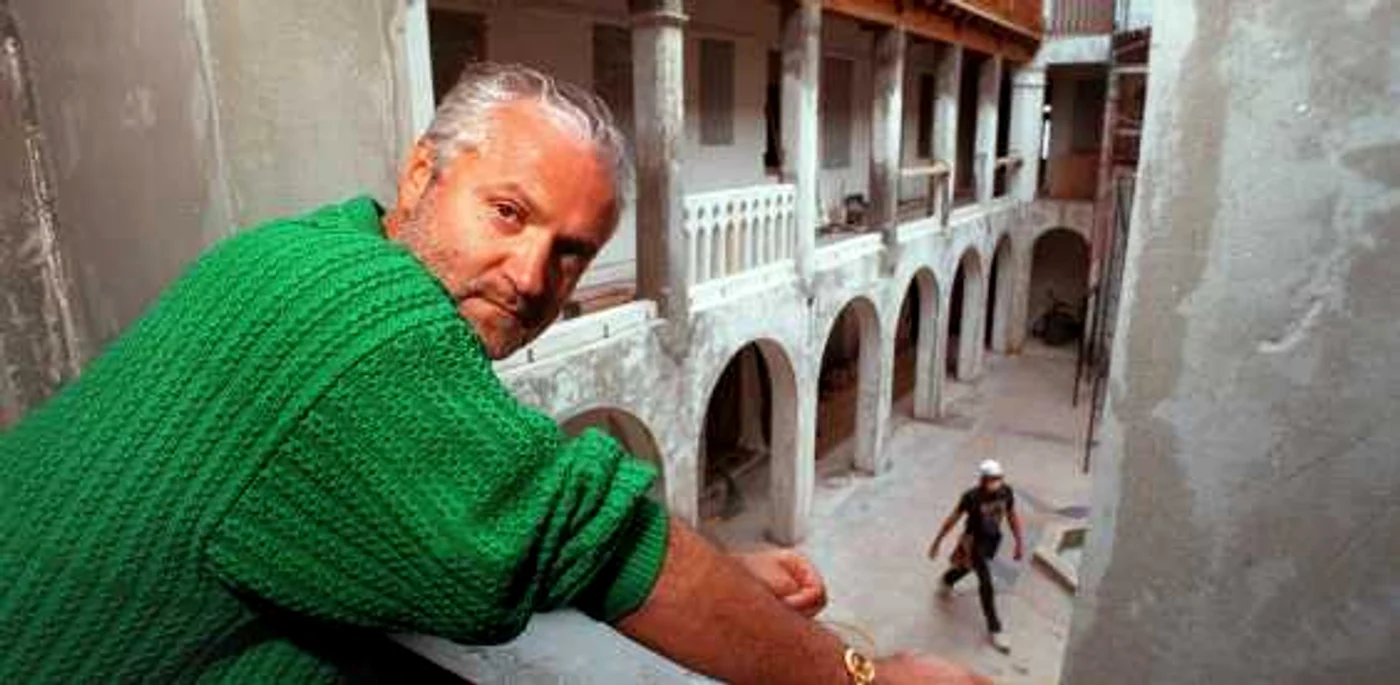 Gianni Versace avea 50 de ani când a fot omorât FOTO Profimedia