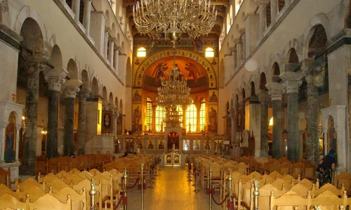 Aceasta este biserica din Salonic unde se află moaştele Sfântului Mare Mucenic Dimitrie jpeg