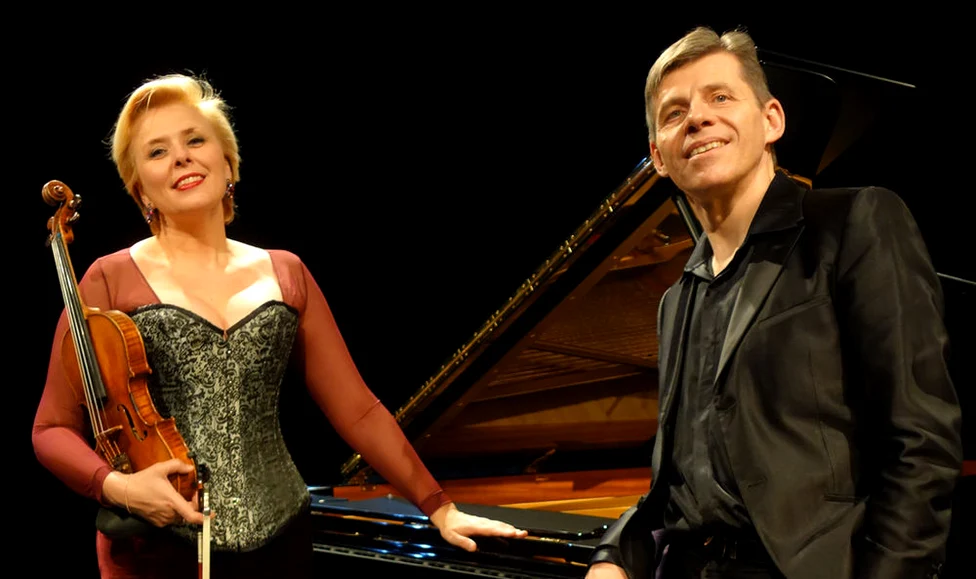 Violonista Clara Cernat şi pianistul Thierry Huillet vor deschide festivalul FOTO: “Classic for Teen