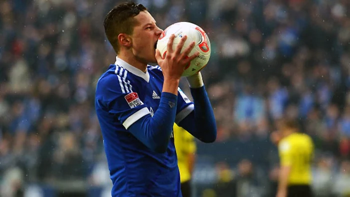 Draxler a debutat în Bundesliga în 2011, la doar 17 ani şi 117 zile