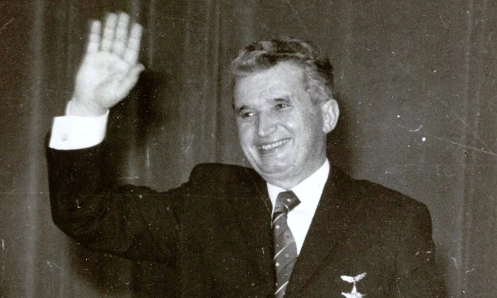 Nicolae Ceauşescu, la Conferinţa Naţională a PCR din decembrie 1977 (© „Fototeca online a comunismului românesc”, cota: 2/1977)