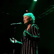 Catherine Connolly / Instagram