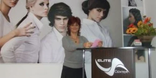 Buzău: Daniela Ghero, informaticianul metamorfozat în coafeză