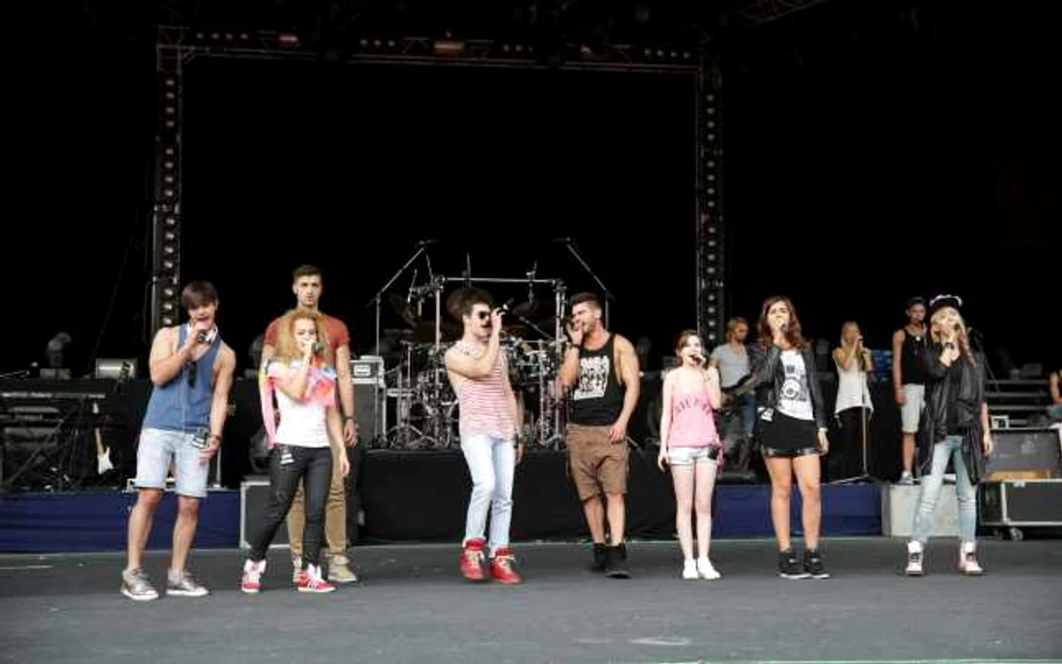 lala band arenele romane