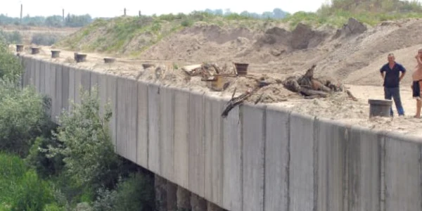 Canalul Bucureşti Dunăre e finalizat în proporţie de 70% (foto: www adevarul ro) jpeg