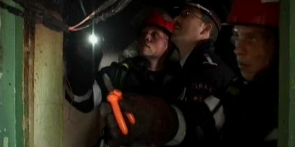 Bacău: Un copil de 2 ani a ars în casă (GALERIE FOTO)
