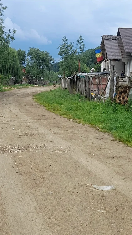 Drumul din Tufanu Foto: Sorina Bunescu
