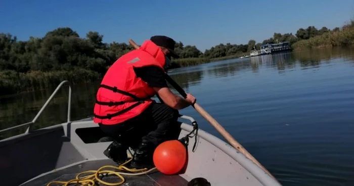 Căutările turistului dispărut FOTO ISU Delta Tulcea